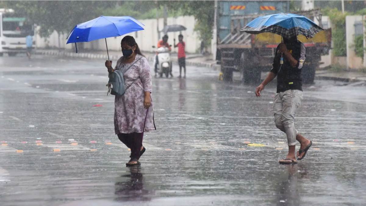 Today weather report: Chance of rain in 4 out of next 3 districts Today weather report: Chance of rain in 4 out of next 3 districts