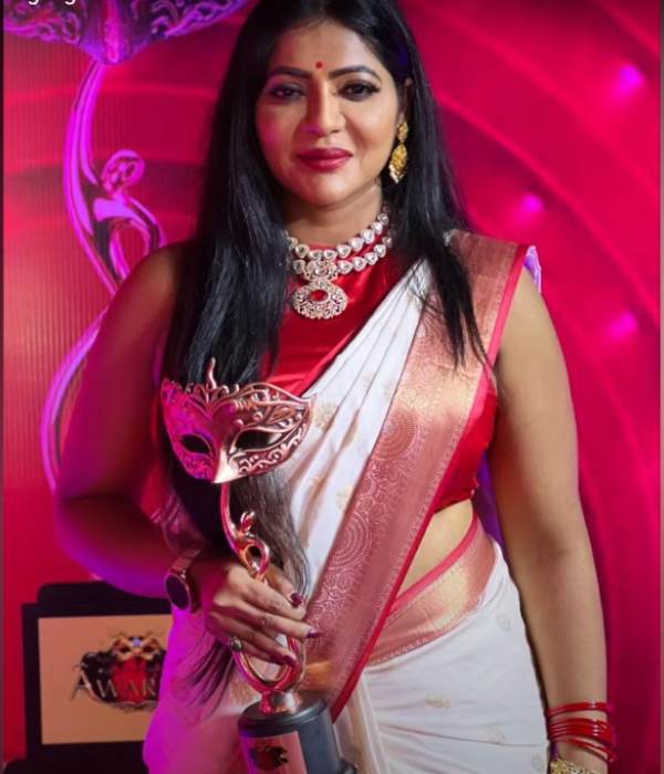 Vijay TV 8th Television Award winning serials and actors details 
