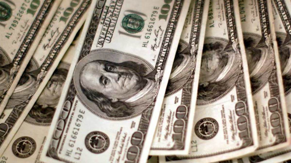 Why World countries are trying De-Dollarisation? Explained