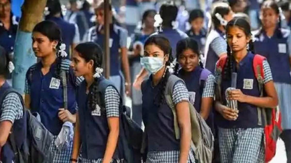 Leave announced for Tamil Nadu Schools by Minister Anbil Mahesh from Class 1 - 9 