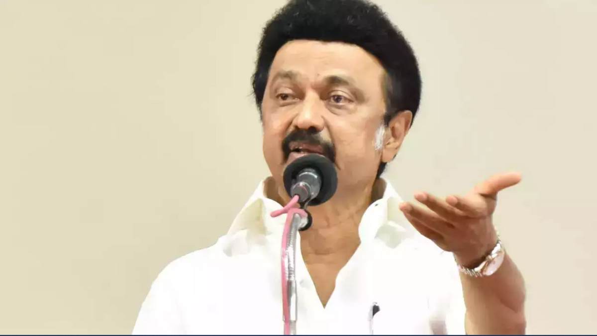 Edappadi Palanisamy and AIADMK to face few more troubles in coming days due to explosive CAG REPORTS 