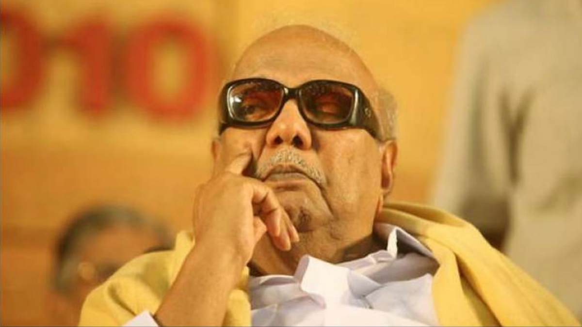 Marina is to have a tall Karunanidhi pen as Union Government gives a green signal in the sea soon 