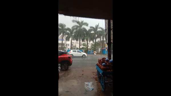 Chennai Rains: Its raining here in Chennai with thunders twitter post 