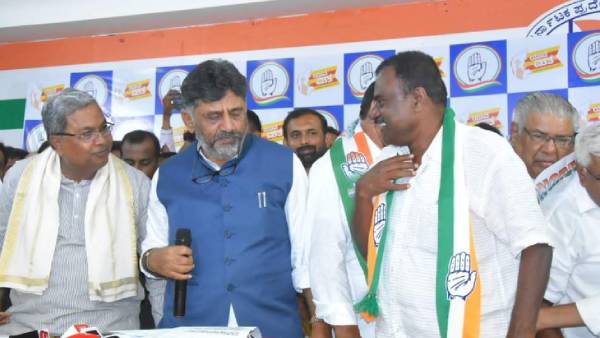  எஸ்ஆர் சீனிவாஸ் 