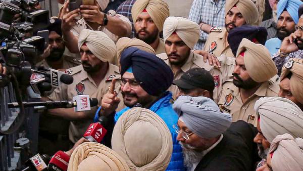 Navjot Singh Sidhu walking out of jail after his one year coviction and attacks Union government 