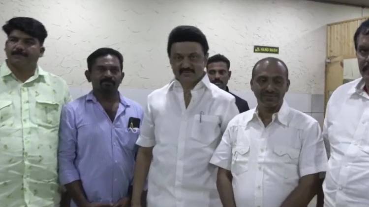  போராடி வெற்றி பெற்றனர் 