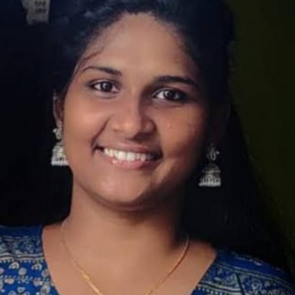 மோனிஷா மோனிஷா