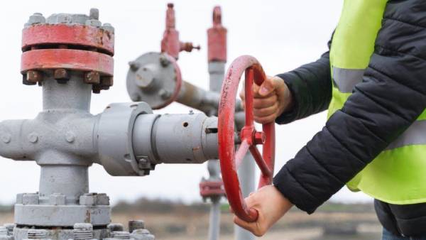 10.23 லட்சம் பீப்பாயாக குறைய உள்ளது 