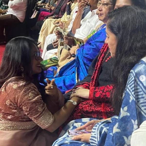 அன்போடு அழைத்த பெப்சி உமா 