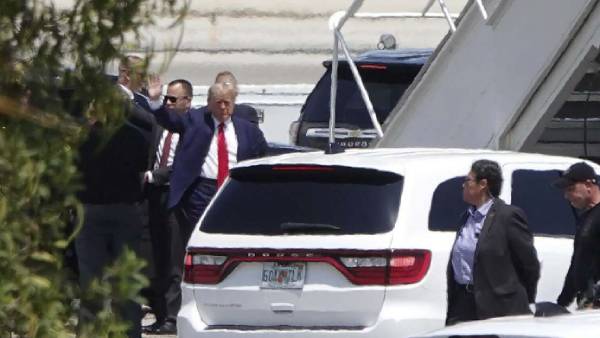 நீதிமன்றம்