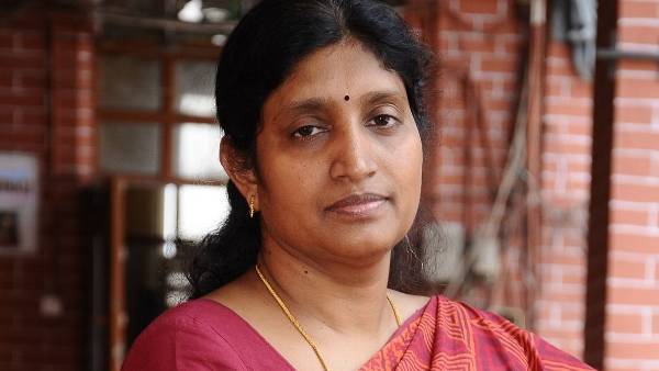 வழக்கறிஞர் விலகல் 