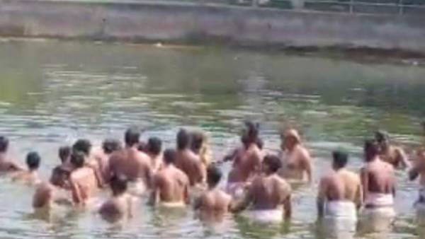 K.S.Azhagiri has expressed his deep condolences for the death of 5 priests drowned in a pond 
