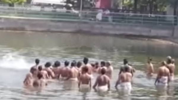 Fellow priests who went to rescue a priest who drowned in a temple pond in Chennai also drowned Fellow priests who went to rescue a priest who drowned in a temple pond in Chennai also drowned