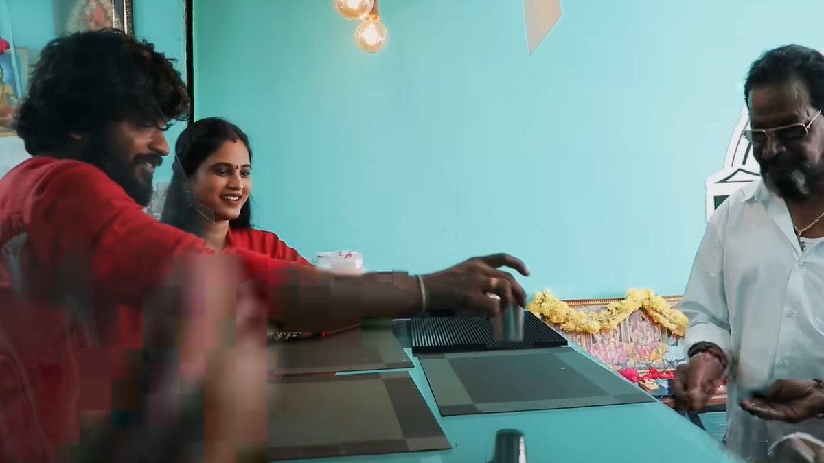 Actor Naveen and Kanmani have started a new coffee shop Actor Naveen and Kanmani have started a new coffee shop