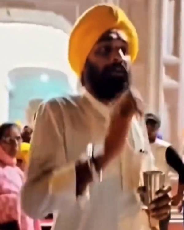 It isnt India, it is Punjab- Young Girl denied entry into Golden Temple 