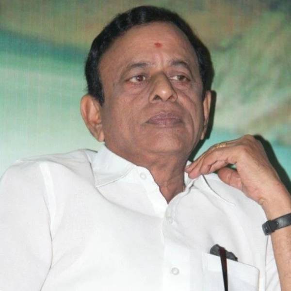 Actor Anumohan criticises Seeman in migrant workers 