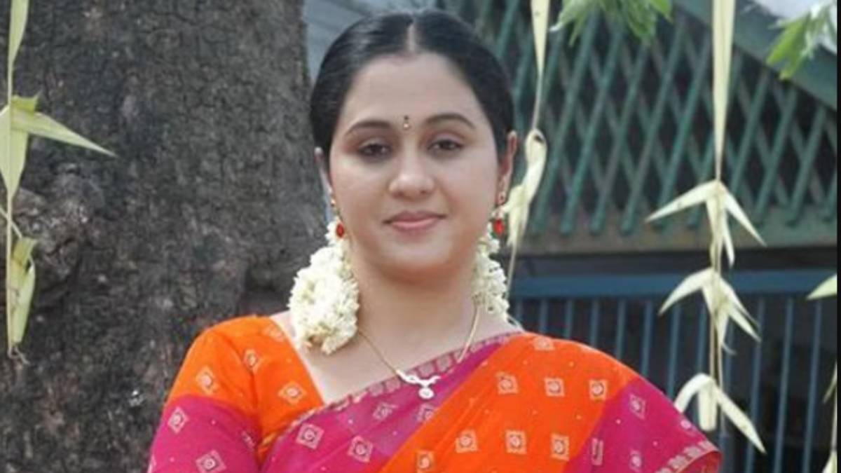 Actress Devayani Jee is going to act in Tamil Maari serial 