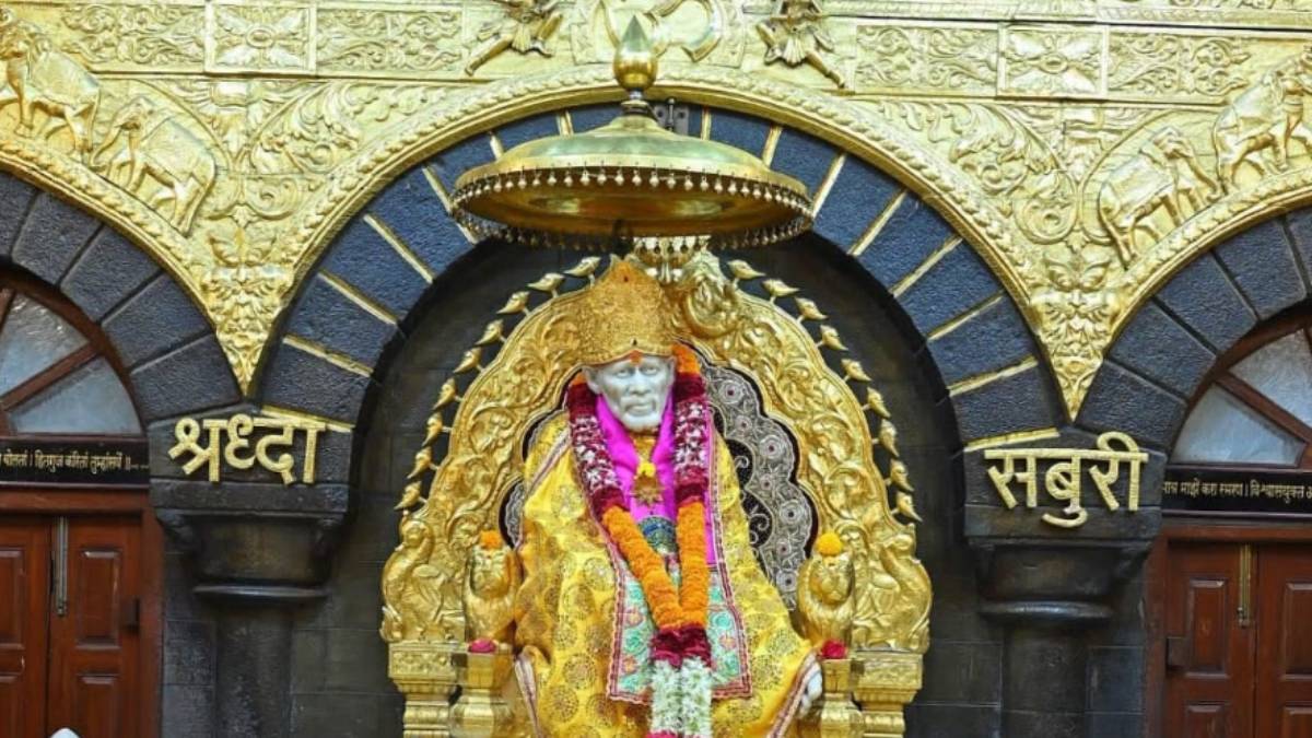 Shridi saibaba temple to remain open, says temple administration Shridi saibaba temple to remain open, says temple administration