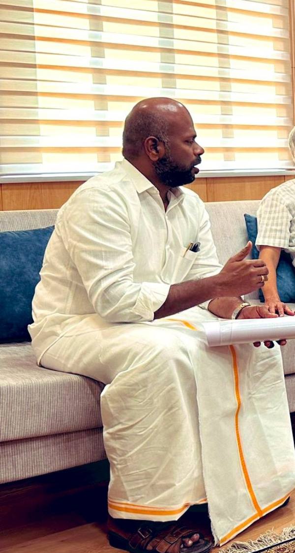 bjp IT Wing selvakumar got arrested by TN Police 