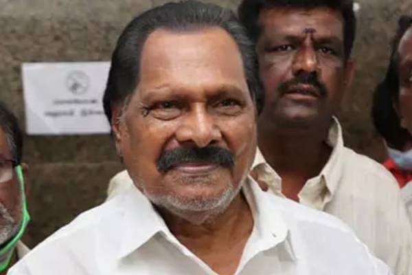  எடப்பாடி பழனிசாமி 