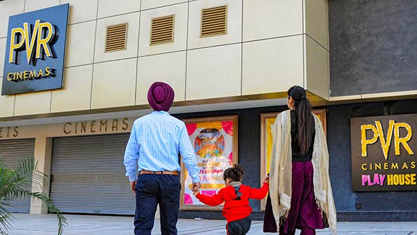 மெல்ல மெல்ல அதிகரிக்கிறது 