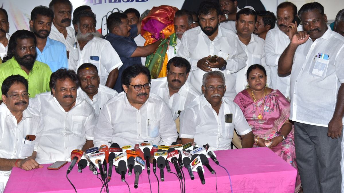 Congress mp Thirunavukarasar about PM Modi CM Stalin closeness in functions 