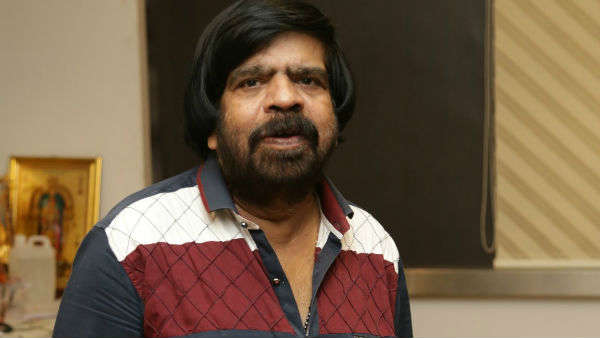 நாடகங்களில் நடிப்பு 