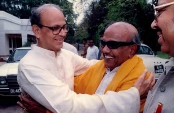  A Life History - Guardian of social justice Former Prime Minister V.P.Singh 