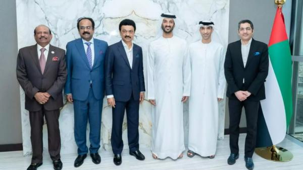 2030க்குள் 1 டிரில்லியன் டாலர்: 2030க்குள் 1 டிரில்லியன் டாலர்: