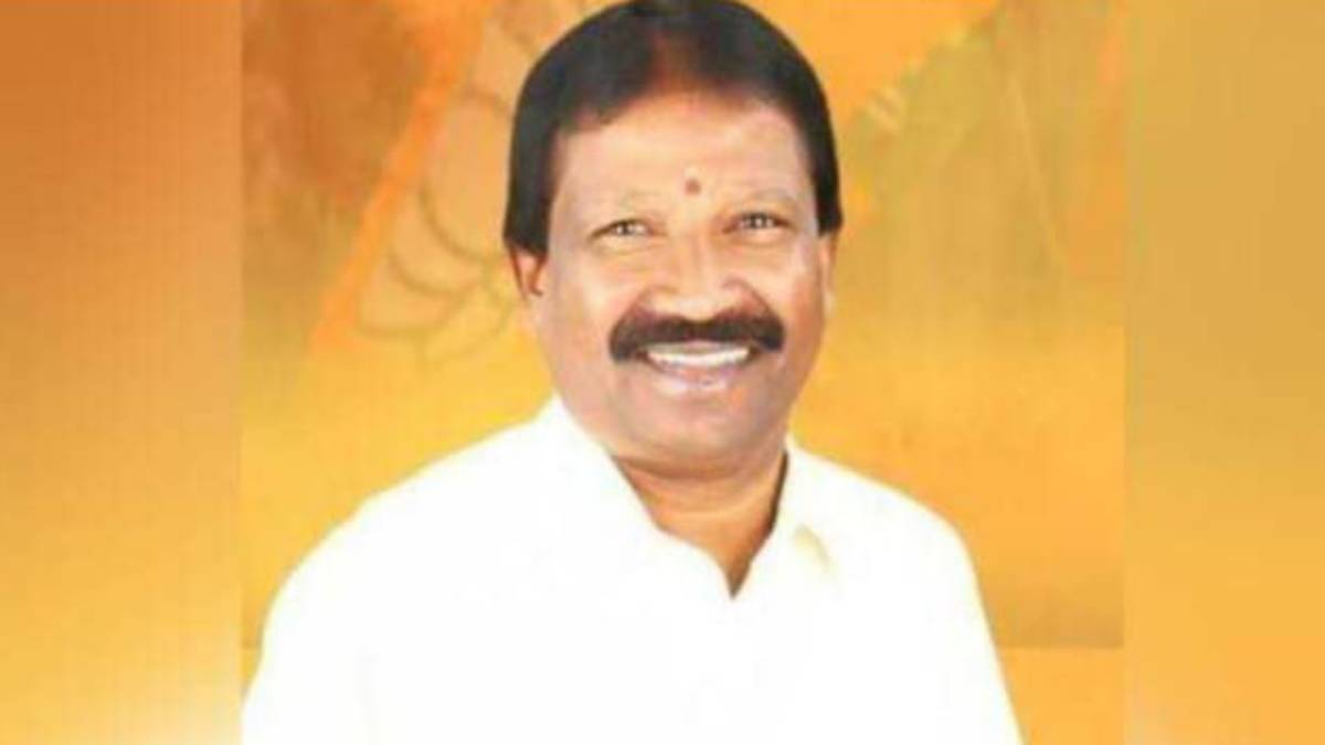 Karnataka Eleection: After Ex Deputy CM laxman savadi resigns his post from BJP, Minister Angara gives retirment 