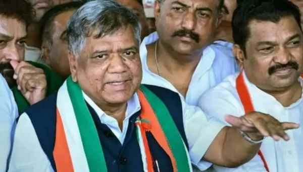  Jagadish Shettar who switched to Congress refuses to remove PM Modi, Amit Shah photos in his office 