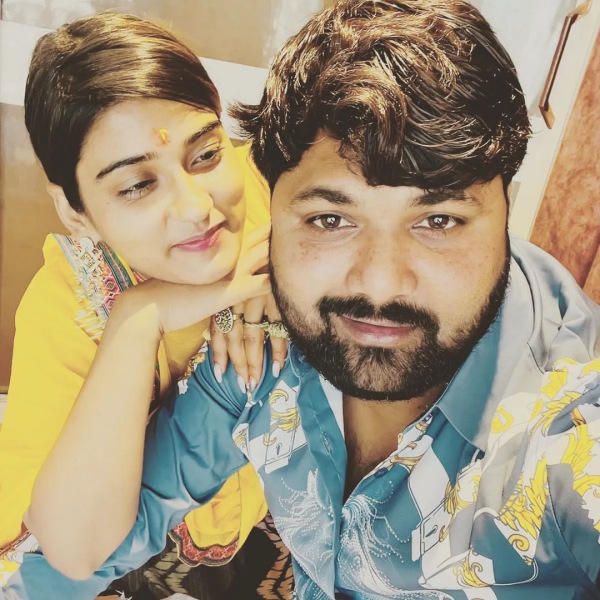 Famous Actress akanksha dubey and why did she take this sudden decision on Varanasi Famous Actress akanksha dubey and why did she take this sudden decision on Varanasi