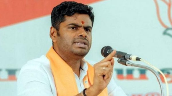 Annamalai says that no commom people stand to change Rs 2000 