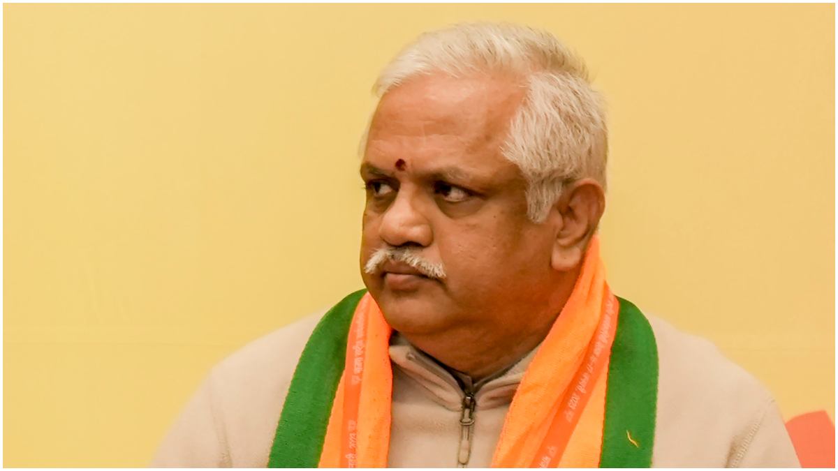 Congress is leading the Lingayat community majority seats in Karnataka against BJP Congress is leading the Lingayat community majority seats in Karnataka against BJP