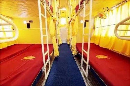 What are the obscenities in omni buses and Prostitution in Omni Sleeper coach buses 