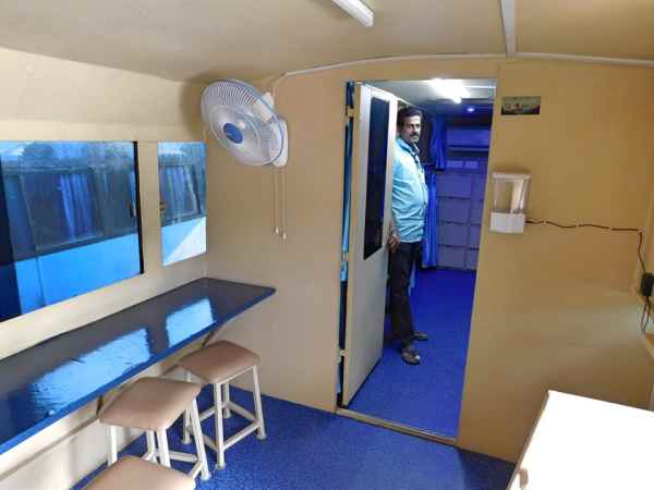 KSRTC Munnar Bus Stand Berth Cast only Rs.100, Pillow, Bedsheet & Blanket Chargeable 