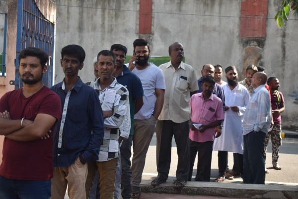 Hanuman Chalisa VS Gas Cylinder price hike: Which party BJP or Congress gets support from people in Karnataka Election 