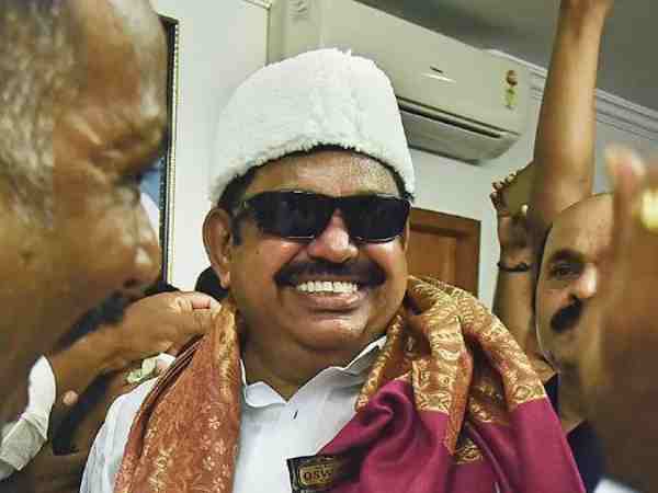 Rise of Edappadi Palanisamy : Siluvampalayam branch secretary to AIADMK general secretary