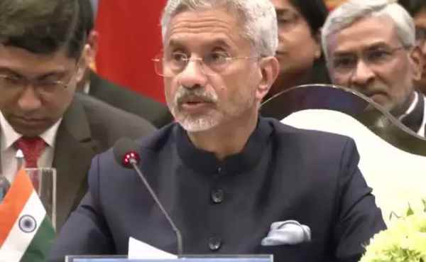 Foreign affair minster Jaishankar no shake hand with Pakistan minister Bilawal Bhutto Zardari at SCO meet in Goa 