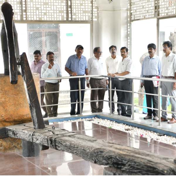 Chief Secretary Iraianbu IAS made it inspection today at all memorials in chennai Chief Secretary Iraianbu IAS made it inspection today at all memorials in chennai