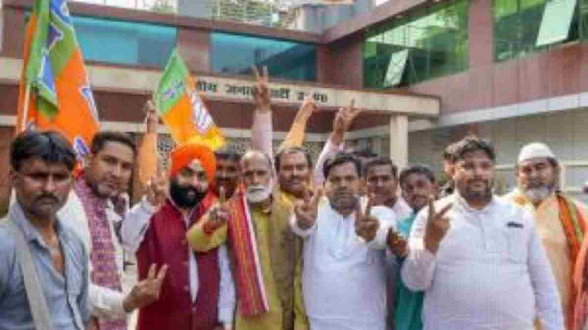 Muslim independent candidate won in Ayodhya Ram mandir ward Muslim independent candidate won in Ayodhya Ram mandir ward