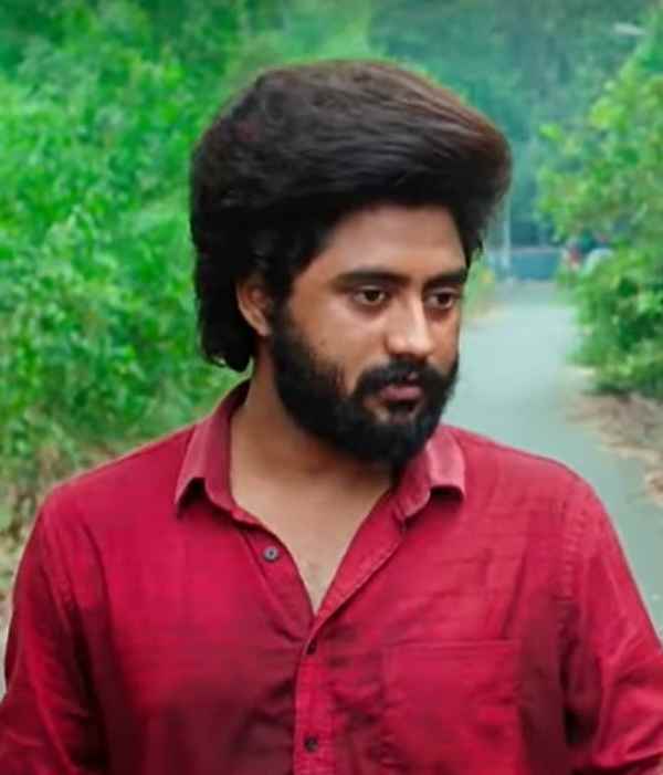 Do you know who is Jeevanandhan in Ethirneechal serial? is he Published information 