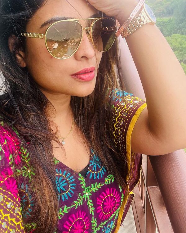 Bigg Boss Maheshwari has published a picture of a trip to the forest with his friends Bigg Boss Maheshwari has published a picture of a trip to the forest with his friends