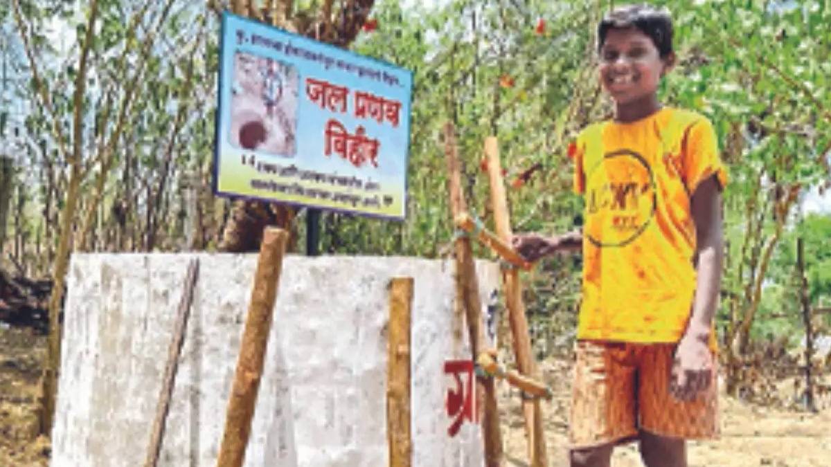 Real kgf mother story : 9th grade boy in Palghar digs well near home for mother’s convenience 