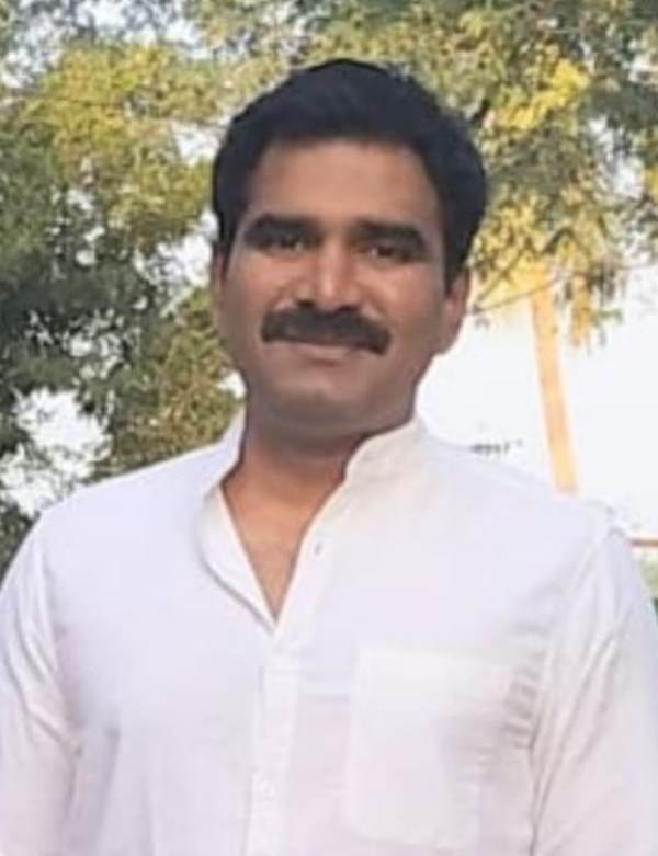 What aiadmk CTR Nirmal kumar tweet about ex minister avadi nasar? 