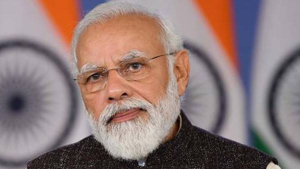 Famous Actress wants to complaint against pm modi and raw, tweeted about it 