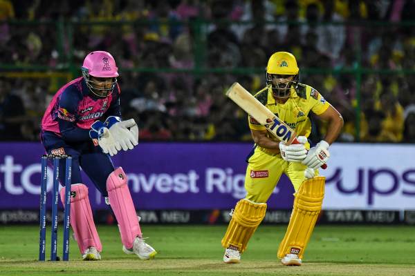 Who will lead the CSK team after the skipper Dhoni retires in IPL 2023? 