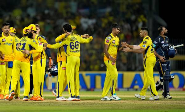 What did CSK and Gujarat team say to IPL Management after the heavy rain in Ahemedabad during Final? 