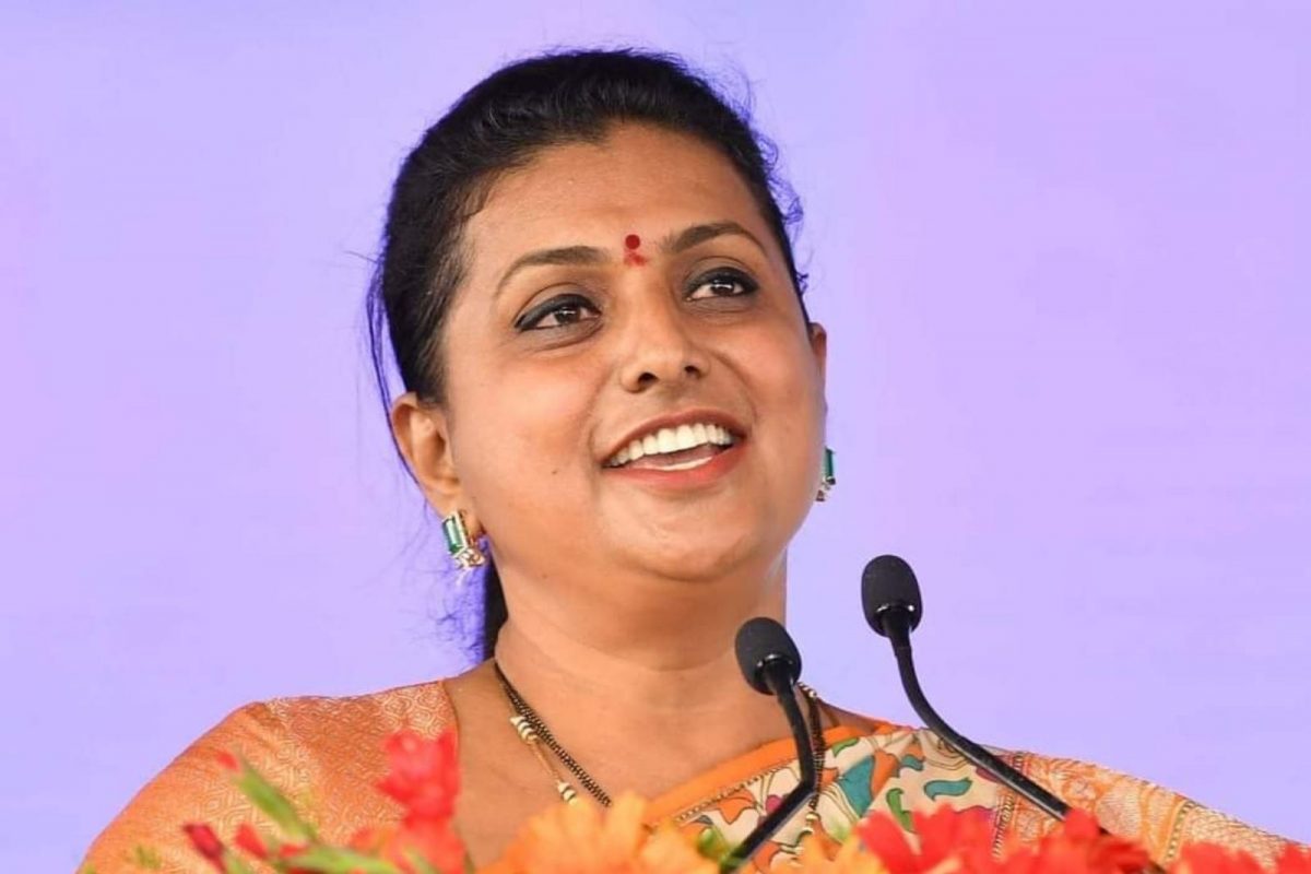 Actress and Minister Roja criticises Rajinikanth in Puducherry 