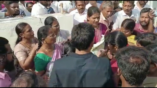 Who is Kavitha Ganesan, Who fought with Income tax officials against the raid at Minister Senthil Balaji premises? Who is Kavitha Ganesan, Who fought with Income tax officials against the raid at Minister Senthil Balaji premises?